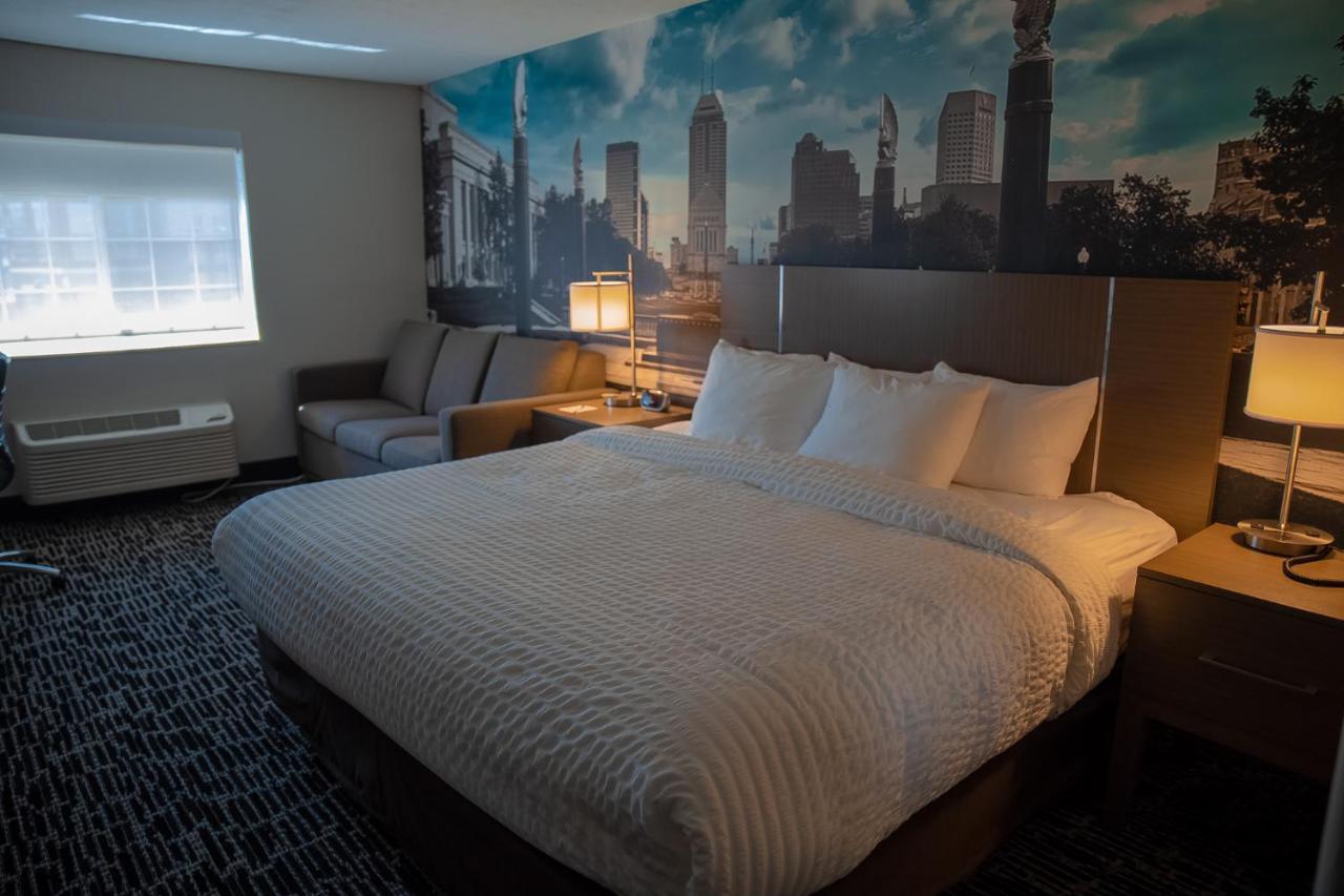 Clarion Pointe Indianapolis Airport Hotel Plainfield Eksteriør billede