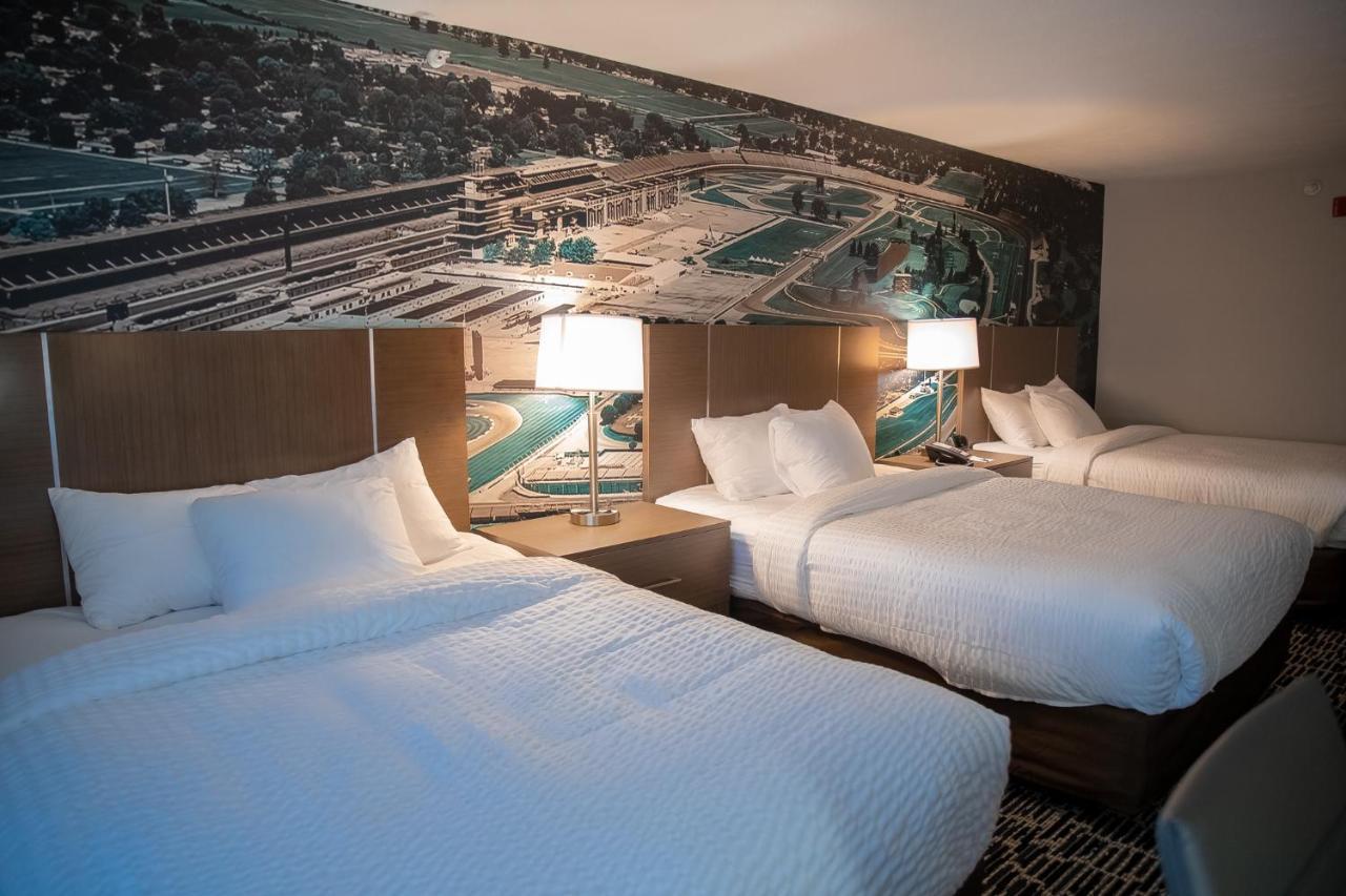 Clarion Pointe Indianapolis Airport Hotel Plainfield Eksteriør billede
