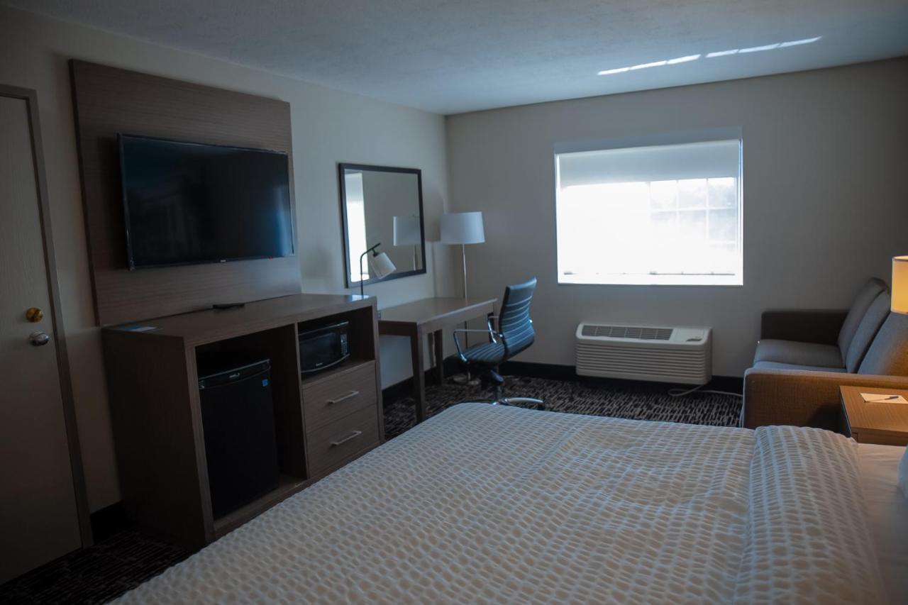 Clarion Pointe Indianapolis Airport Hotel Plainfield Eksteriør billede