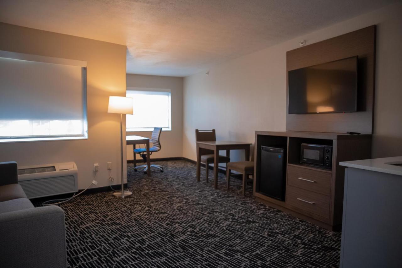 Clarion Pointe Indianapolis Airport Hotel Plainfield Eksteriør billede